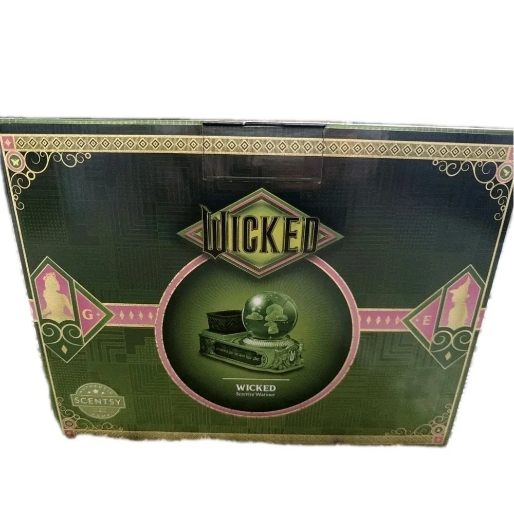 Scentsy Wicked Warmer Emerald City Crystal Ball Wax Melter New in Box Broadway